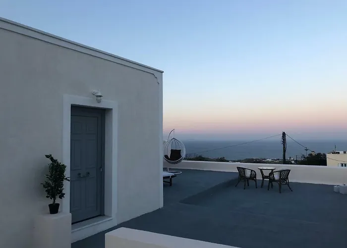 Amaryllis Suites Santorini