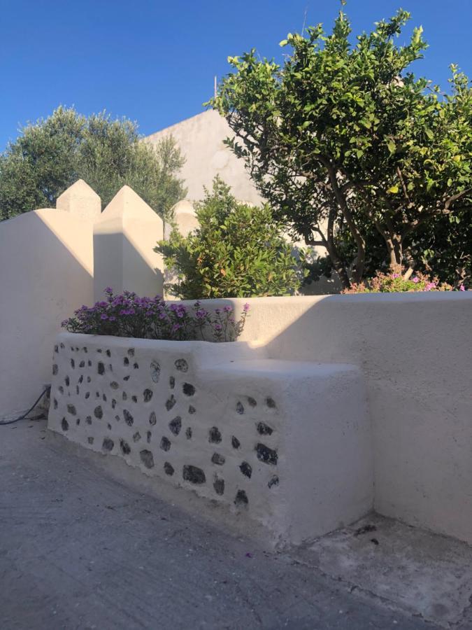 Διαμέρισμα Amaryllis Santorini